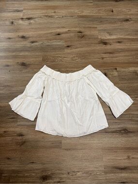 Lilly Pulitzer Cream Off-Shoulder Bell Sleeve Top